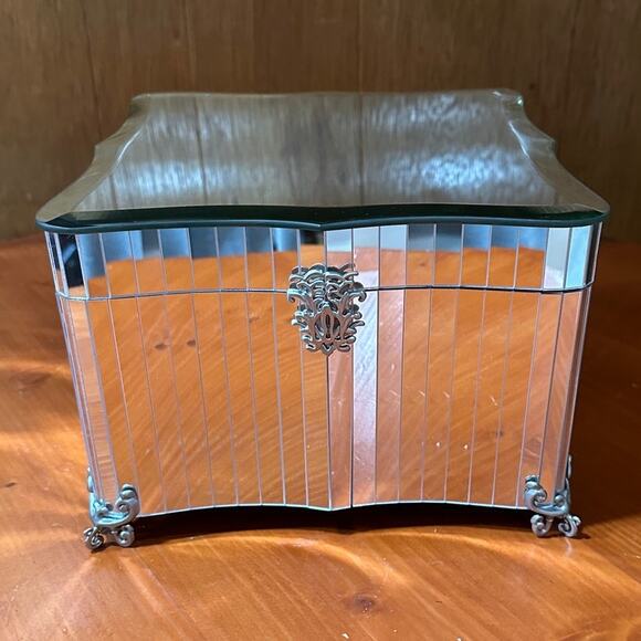 Vintage Bombay Mirrored Jewelry Box - Black Velvet Lined - Picture 1 of 14
